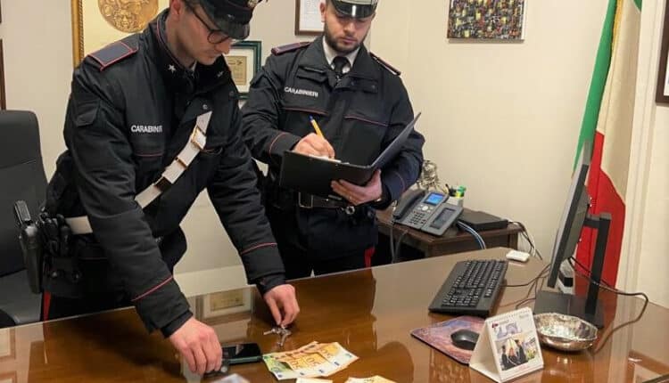 Bologna, ventisettenne in carcere per furto e rapina.