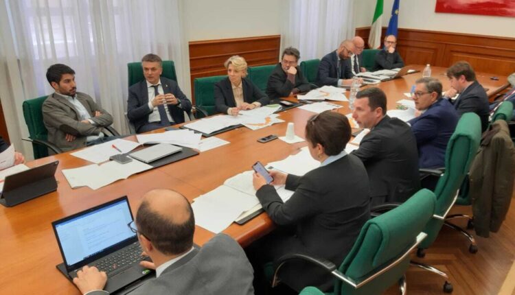 Genova: presentato il piano di nuove opere strategiche da 10,3 MLD. Il presidente Toti "Programma ambizioso, priorità determinate da avanzamento progetti e presenza commissario di Governo". 