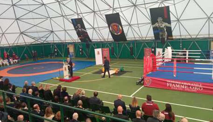 Alla commemorazione di Antonio Manganelli, il Ministro Piantedosi ricorda l’ex capo della Polizia.