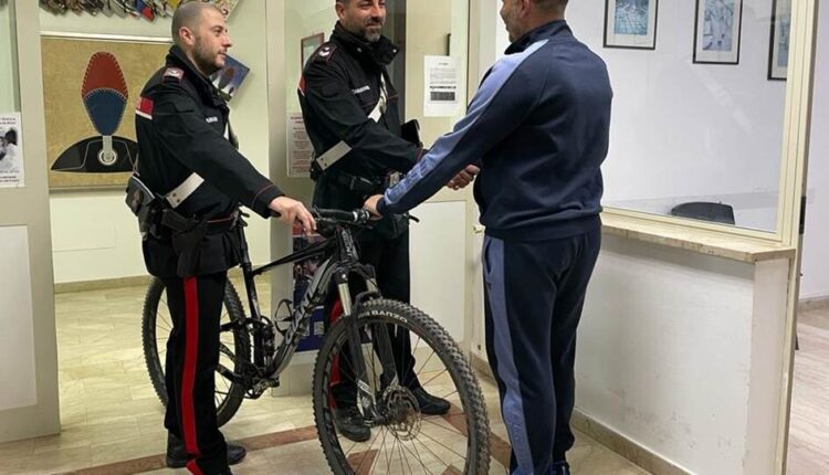 Mazara Del Vallo, rubano la bicicletta di valore del concittadino: arrestati due soggetti per tentata estorsione.