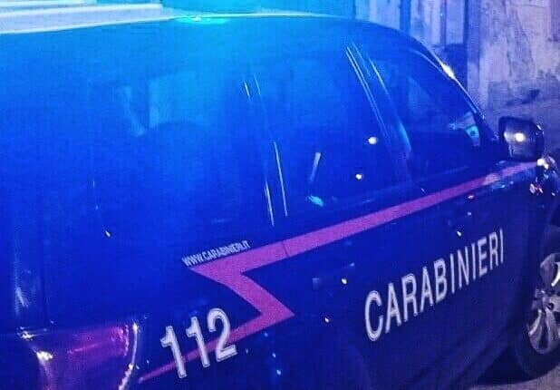 Villasmundo: denunciato un netino per la "truffa dello specchietto"