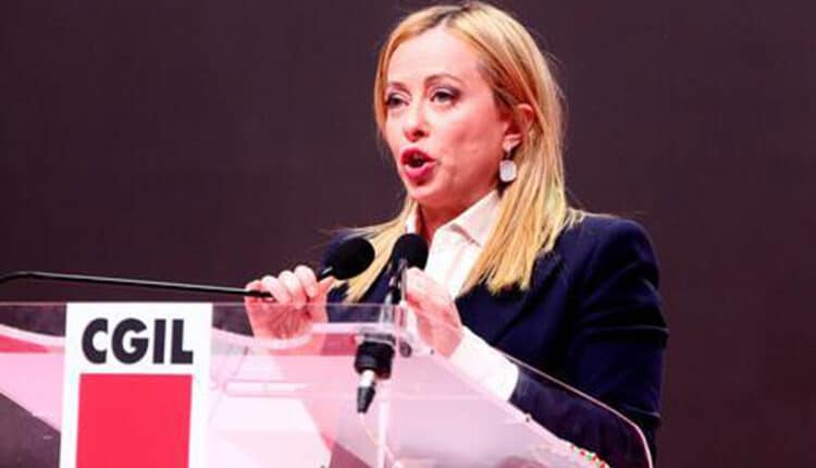 Giorgia Meloni al 19° congresso nazionale della Cgil, «Non so che accoglienza aspettarmi in ogni caso penso che sia giusto esserci».