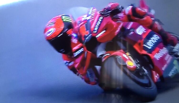 MotoGP, sprint race del Gran Premio di Portimao: vince Bagnaia davanti a Martin e Marquez