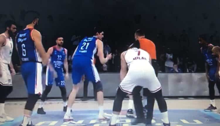 Basket, EuroLega: Anadolu Efes-Olimpia Milano 89-69