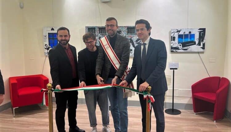 Firenze: inaugurata la mostra “Not Ordinary times”, tra le opere di Alessandro Di Vicino Gaudio una riflessione sul presente e il futuro