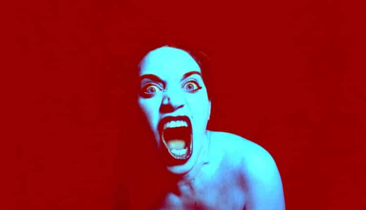 Savona: "La Merda" di Ceresoli con Silvia Gallerano il 10 marzo al Chiabrera