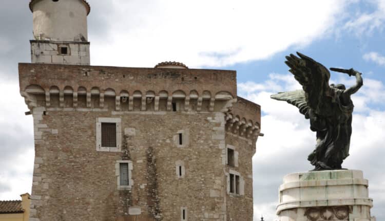 Benevento: comincia il gemellaggio tra la città campana e la città francese di Benévént L'Abbaye.