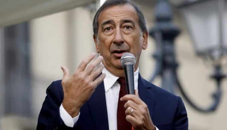 Milano: Forum dell'abitare presenta "Una nuova strategia per la casa", documento triennale che deve essere approvato dal Consiglio Comunale.