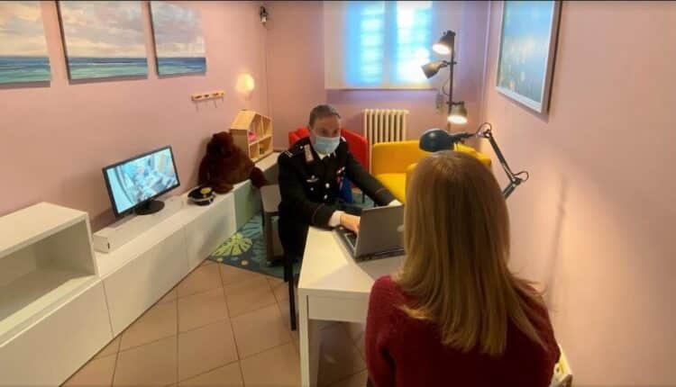 Bologna, sottoposto a misura cautelare un 47enne indagato per maltrattamenti alla ex