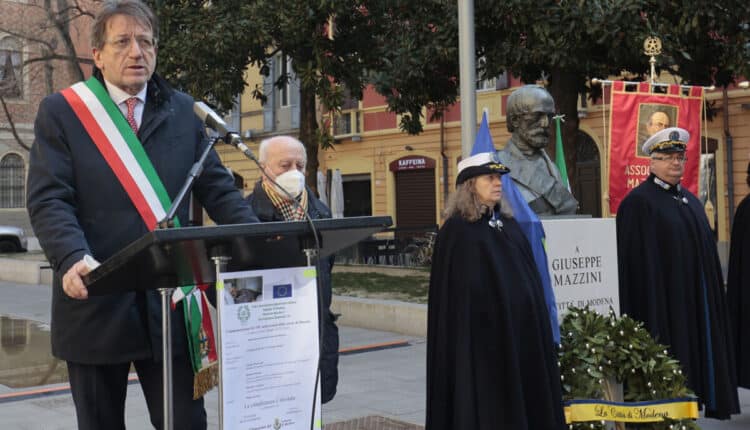 Modena, il Sindaco ricorda la figura di Mazzini nel giorno del suo 151° anniversario dalla morte.