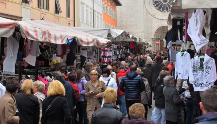 Trento: Torna la Fiera di San Giuseppe, domenica 19 marzo 550 bancarelle in centro