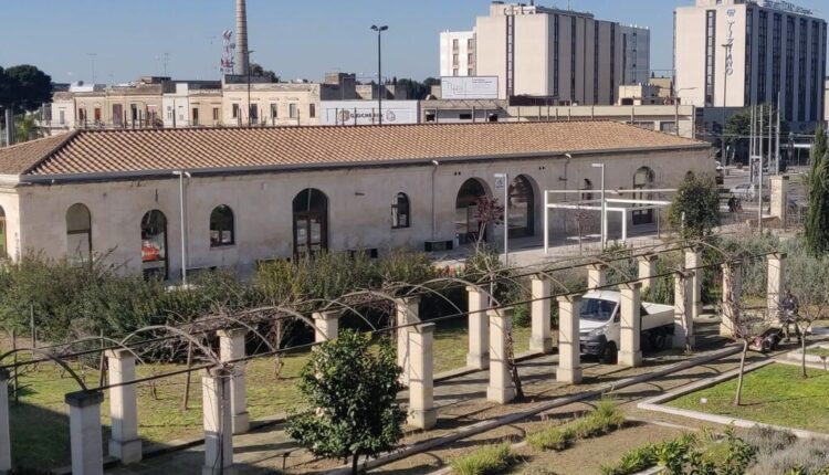 Lecce, Dantedì 2023: viaggio multimediale fra le essenze citate nella Divina Commedia presenti nel giardino di OgniBene