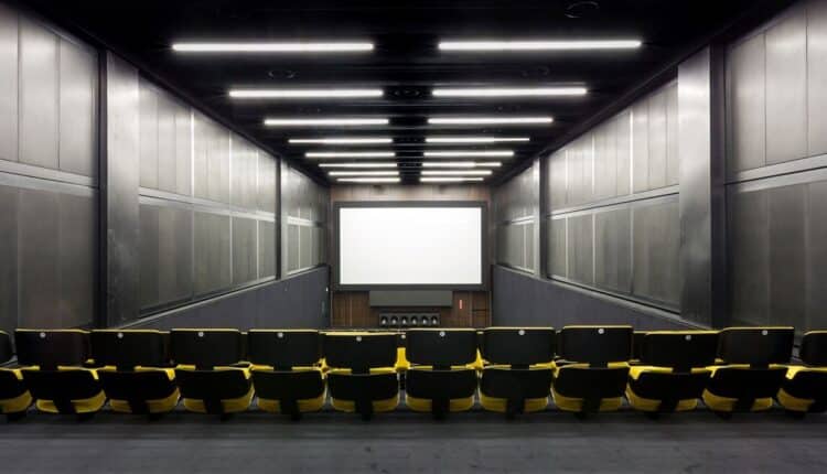 Il “nuovo” cinema di Fondazione Prada – programmazione di marzo 2023