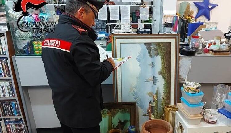 Petrosino (TP), Carabinieri trovano merce rubata in vendita al mercatino dell'usato: denunciato 53enne