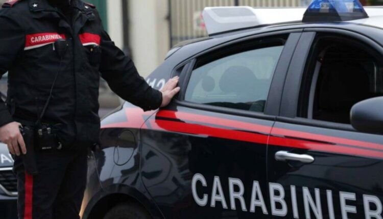 Trieste, campione del posto fisso da malato immaginario diventa buttafuori