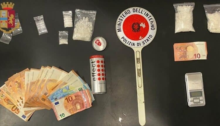 Milano, 6 arresti della Polizia di Stato per droga