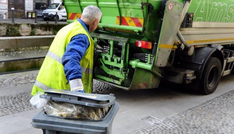 Milano, continua a diminuire la tassa sui rifiuti domestici.
