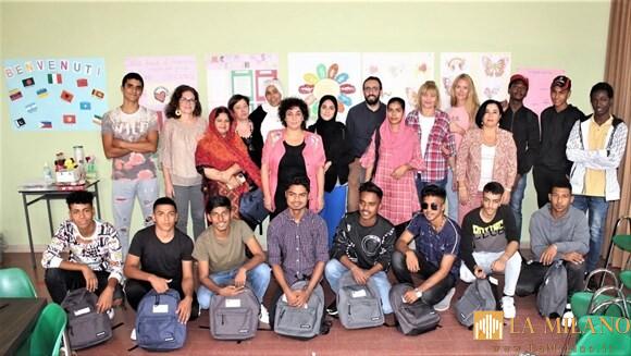 Catania, Progetto FAMI: in Sicilia l’inclusione sociale passa dai banchi, oltre 230 migranti a scuola di alfabetizzazione