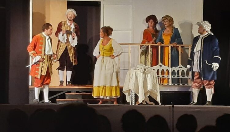 Verona: "La Locandiera" al Circolo Primo Maggio.