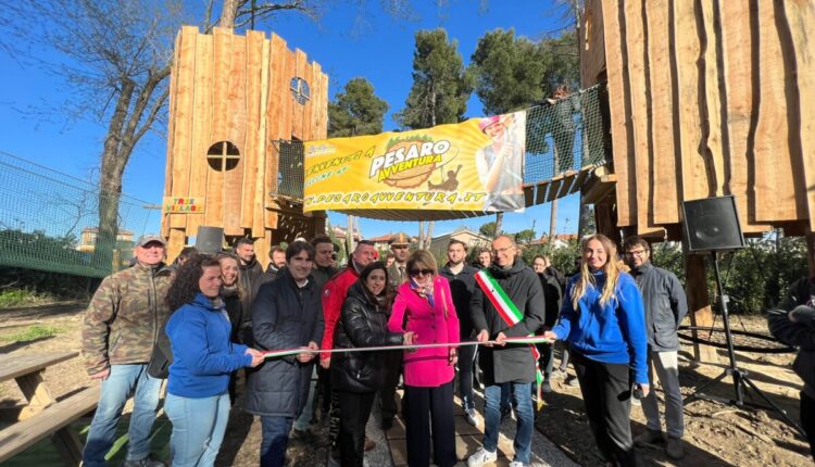Pesaro: Inaugurato il parco “Pesaro Avventura”, presenti in centinaia. 