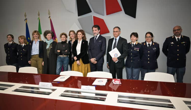 Firmato il protocollo d'intesa tra Polizia di Stato e "The Circle Italia" contro la violenza contro le donne