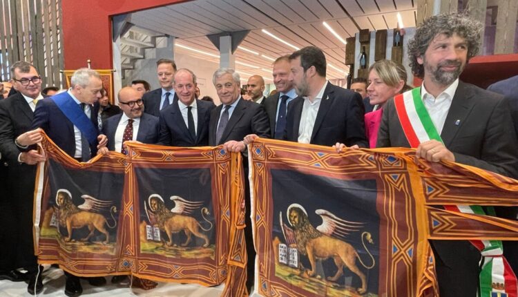 Verona: Al via il Vinitaly per la 55^ edizione a Veronafiere