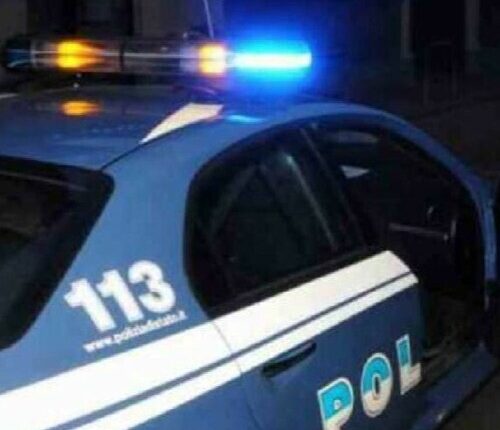 Torino, proseguono gli atti vandalici: spaccate notturne a esercizi commerciali in Via Genova.