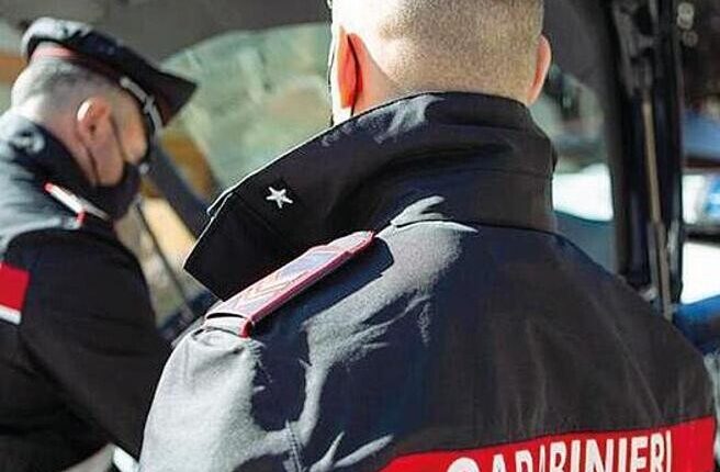 Bolzano, controlli antidroga nel quartiere Don Bosco: denunciati un giovane e un pensionato.