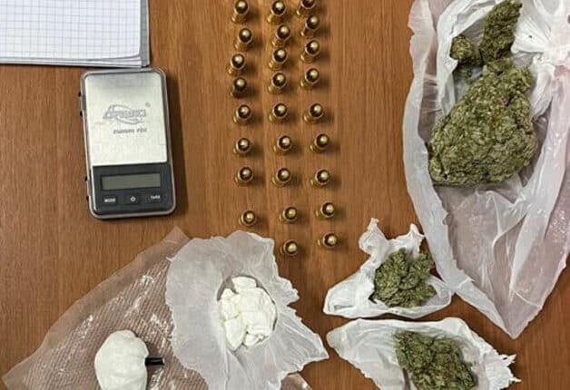Lecce: arrestato un 25enne di Nardò per aver trasformato l'appartamento in un laboratorio di droga. 