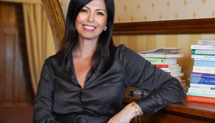 La senatrice messinese Barbara Floridia (M5S) è stata eletta Presidente della Commissione di Vigilanza Rai.