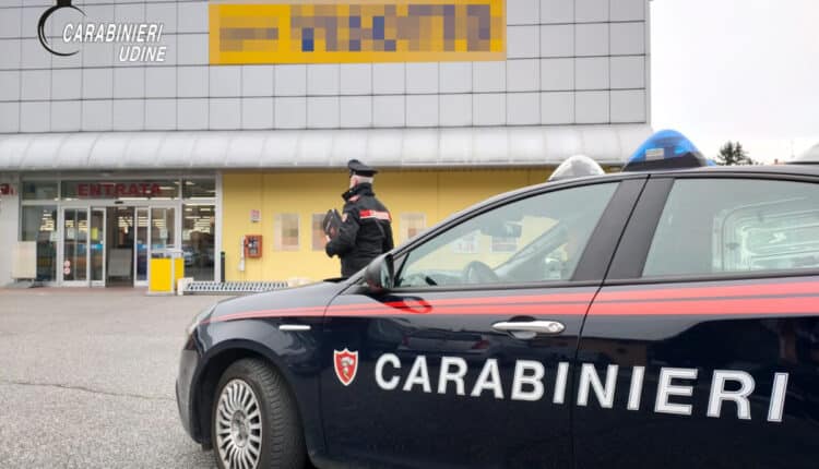 Udine: identificate tre giovani donne ritenute responsabili di rapina a seguito di un furto in un supermercato