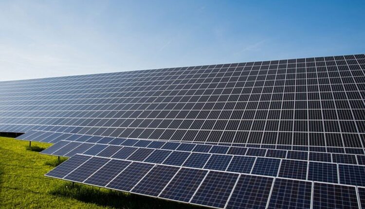 Mantova: Un nuovo impianto fotovoltaico di ricarica elettrica per le auto e le bici.