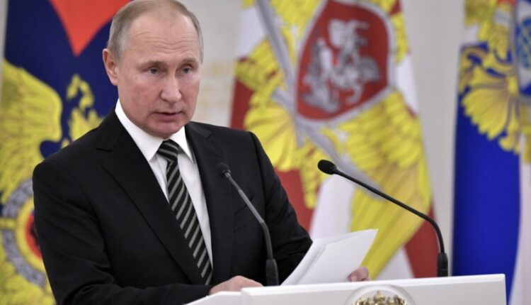 Putin si reca a Kherson: la visita al quartier generale di truppe 'Dnepr' e l'incontro con i militari