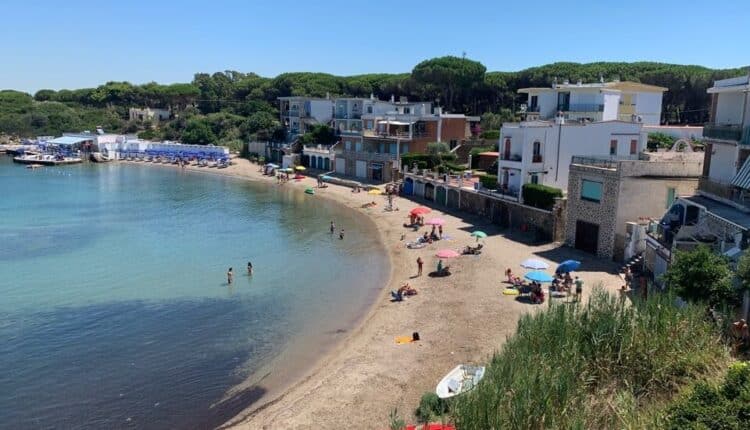 Latina, le ossa umane ritrovate sulla spiaggia di Sant’Agostino a Gaeta risalgono al periodo dell’Età Antica.