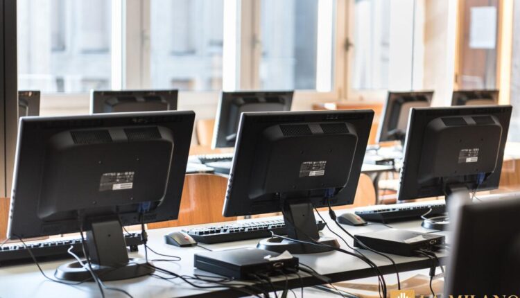 Ragazze Digitali 2023: la seconda edizione dei campi estivi finanziati dalla Regione Emilia-Romagna per avvicinare le studentesse al digitale