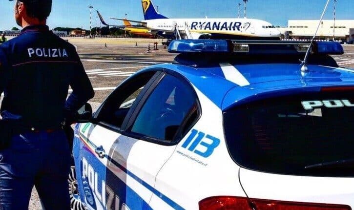 Pordenone, 32enne espulso dal paese per essere rimpatriato in Senegal: numerose le condanne a suo carico oltre ad essere irregolare sul territorio.