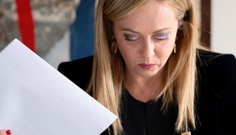 Incontro a Palazzo Chigi tra la premier Giorgia Meloni ed i ministri con i sindacati