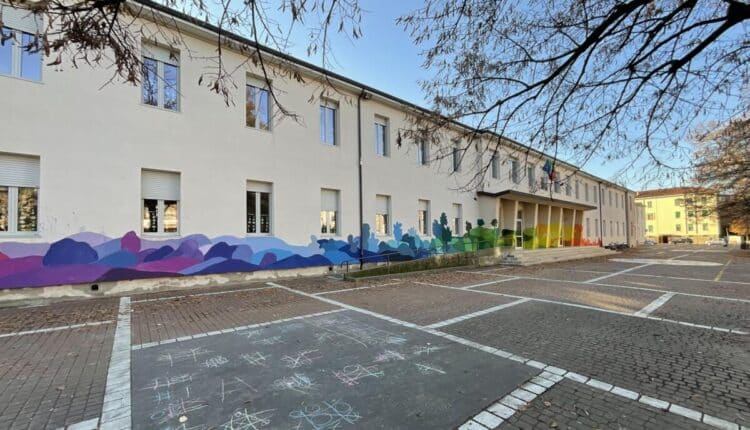 Vicenza: Atti osceni davanti a minorenni, individuato e denunciato dalla polizia un insegnante cittadino