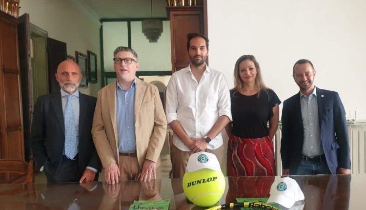 Il Veneto Open WTA 125 fa tappa a Rovigo, venerdì piazza Garibaldi si trasformerà in un campo da tennis