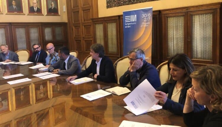 Bari: Dal 30 giugno al 2 luglio "LUNGOMARE DI LIBRI".