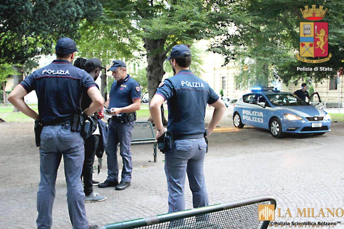 Bolzano: le volanti della Questura arrestano un pericoloso rapinatore di 31 anni.