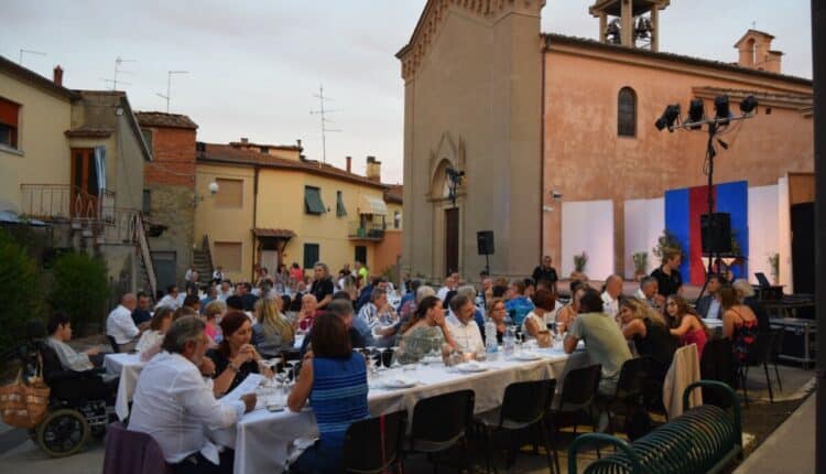 Arezzo: Dieci giorni di teatro, cultura ed enogastronomia sotto il cielo di Montagnano.