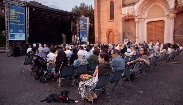 Bologna: San Francesco estate, musica e teatro in piazza a cura di ERT/Teatro Nazionale.