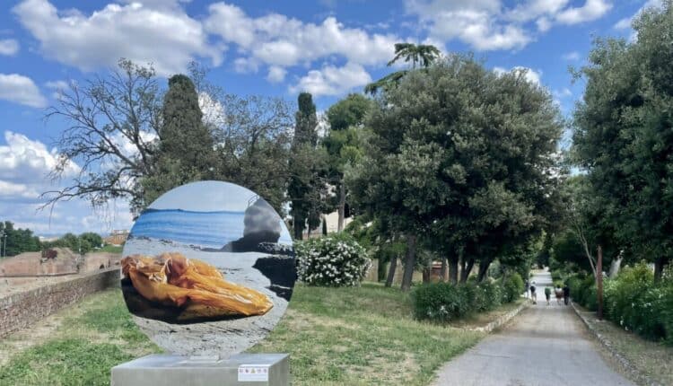 Grosseto: La mostra “Conversations with Blue Gold” al Giardino dell'Archeologia