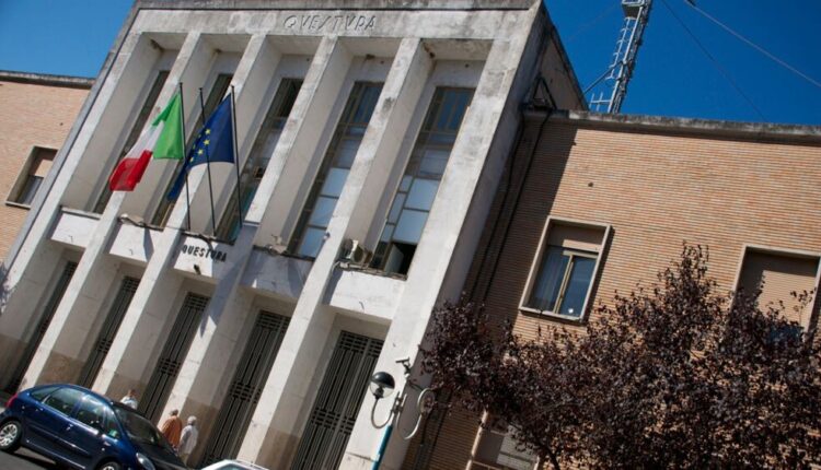 Latina: aggredirono un giovane a Sezze, il Questore emette il Daspo Urbano nei confronti di due giovani.