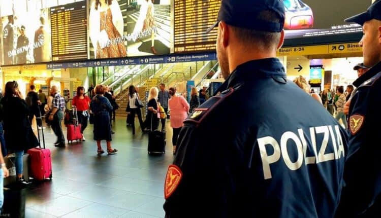 Roma Termini: la Polizia di Stato rintraccia e arresta due soggetti gravemente indiziati del reato di evasione.