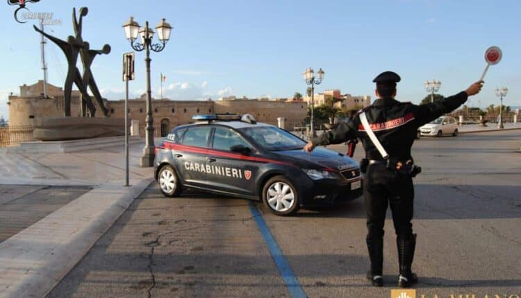 Alimenti etnici dalla provenienza ignota e sporcizia nei locali: risultate irregolari quasi la metà delle attività alimentari controllate dai Carabinieri nelle province di Taranto e Brindisi
