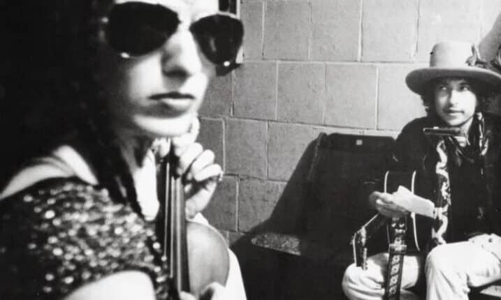 Varese: Al Festival Storie di cortile suona Scarlett Rivera, violinista di Bob Dylan.