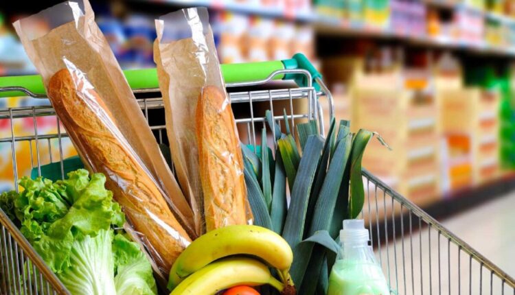 Contro il caro spesa arriva una card da 380 euro spendibile entro l'anno