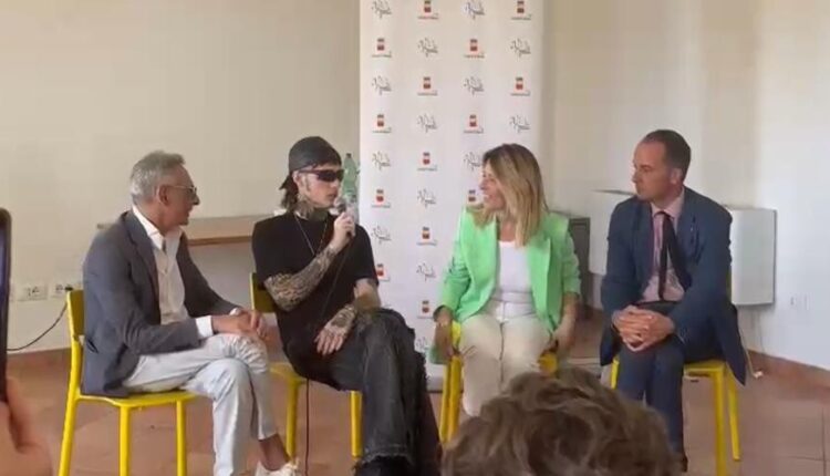 Marciani: Alla casa della Cultura, a Pianura, il Digital Music Forum con Rosa Chemical